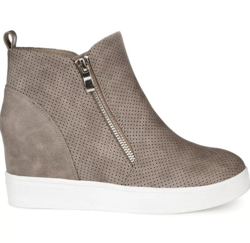 Journee Collection Women's Pennelope Wedge Sneakers Taupe Zip 10 M