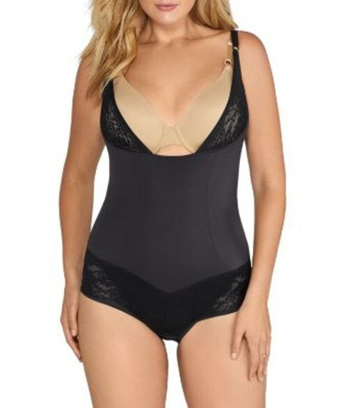 Maidenform Firm Foundations Curvy WYOB Bodybriefer DM1025